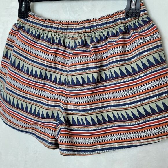 Patagonia Barely Baggie Shorts Size Small - Picture 5 of 7